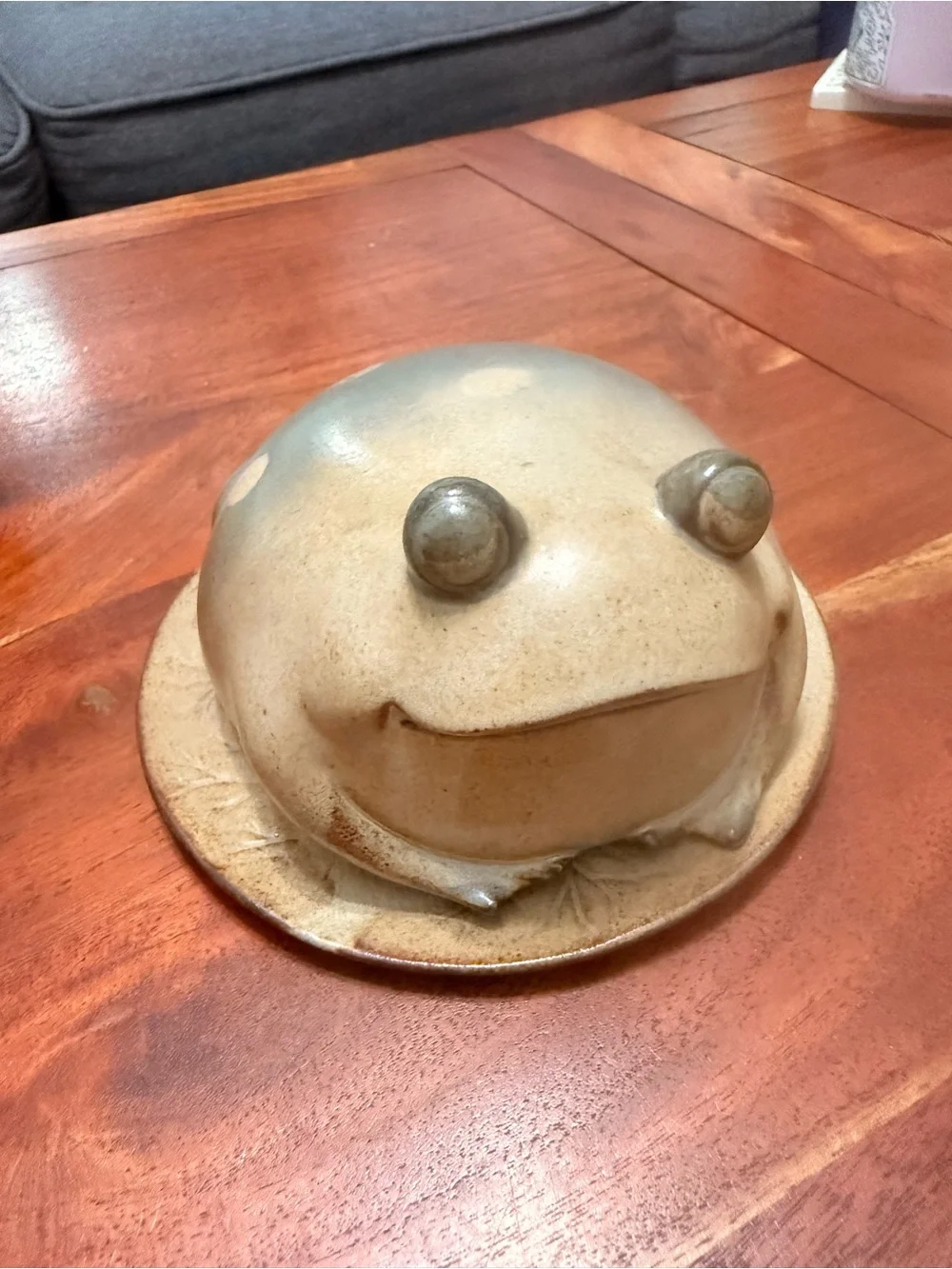 Ceramic Big Belly Frog Trinket Dish - Picture 3 of 9